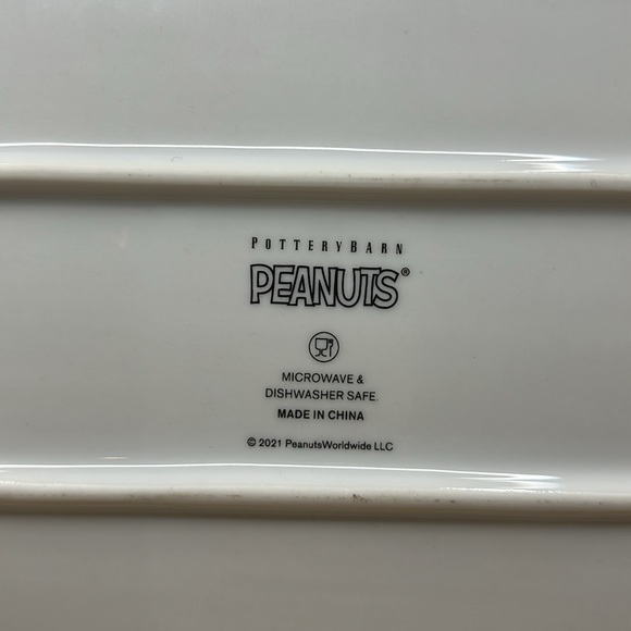 Pottery Barn Christmas Peanuts Charlie Brown Porcelain Cookie Platter - Picture 7 of 8